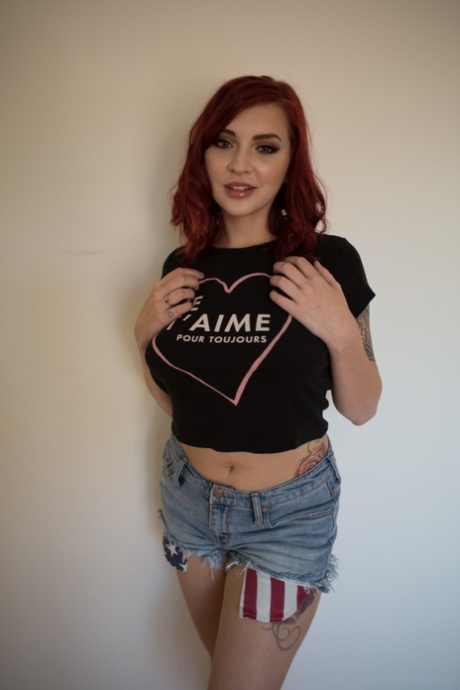 Amber Ivy beste pornostjerne arkiv